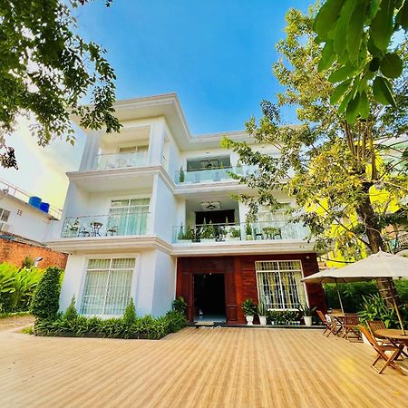 Nyna Villa Guesthouse Kâmpôt Zewnętrze zdjęcie